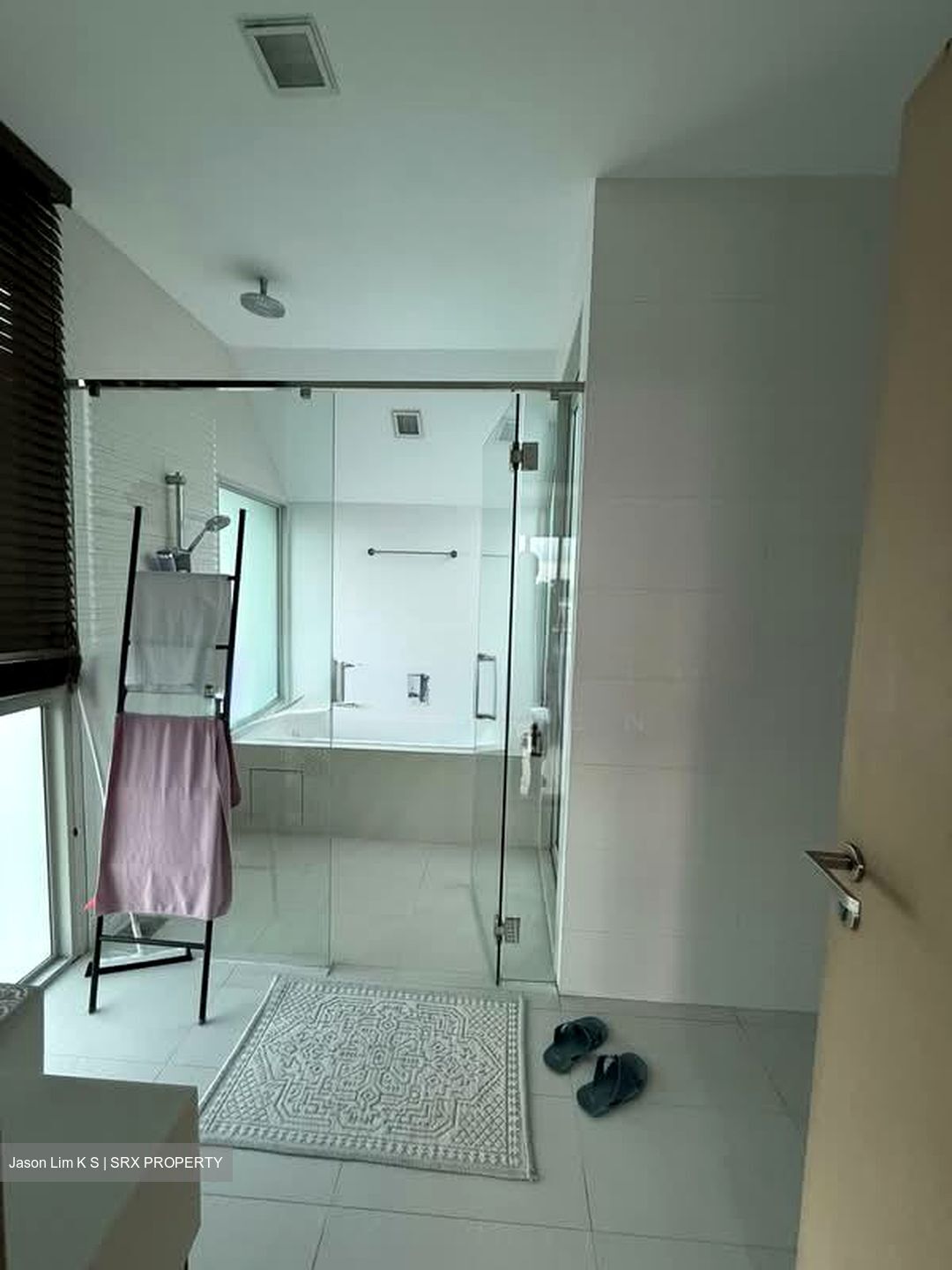 Tierra Vue (D15), Condominium #569795691